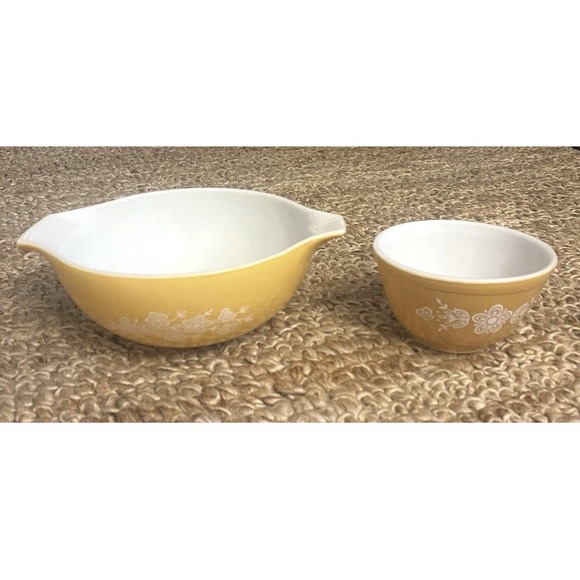 Pyrex Other - Vintage Pyrex Butterfly Gold Cinderella Bowl #443 and Small Mixing Bowl #401